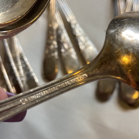 33 pieces Vintage flatware set Wallace plate silver inset - Picture 6 of 15
